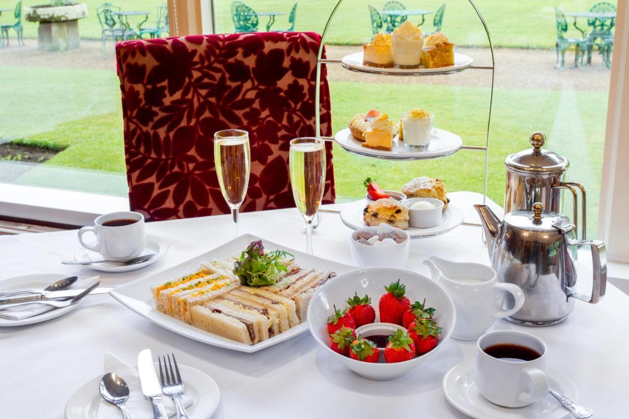 Grinkle Park Hotel Лофтус Экстерьер фото